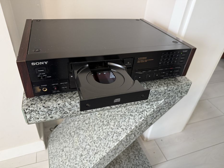 Odtwarzacz CD Sony CDP-X222ES z prestiżowej serii ES Elevated Standard