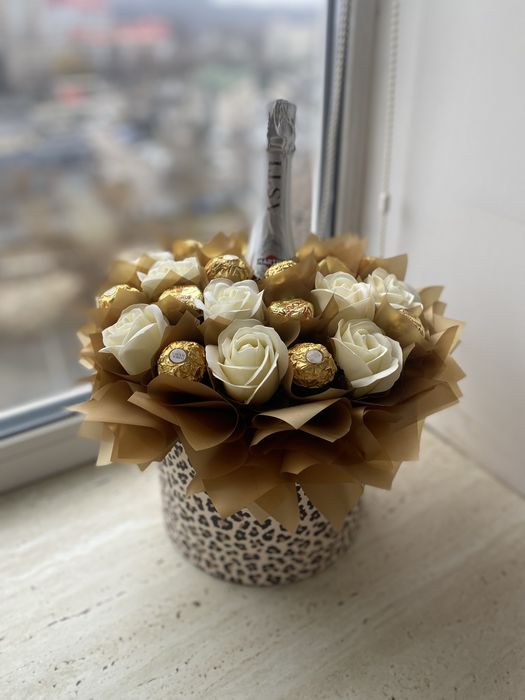 Букет с конфет, фуд букет букет с сухофруктов 14 февраля день влюбленн