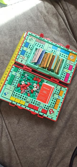 Monopoly Travel 1999 Hasbro, дорожная монополия в виде чемодана