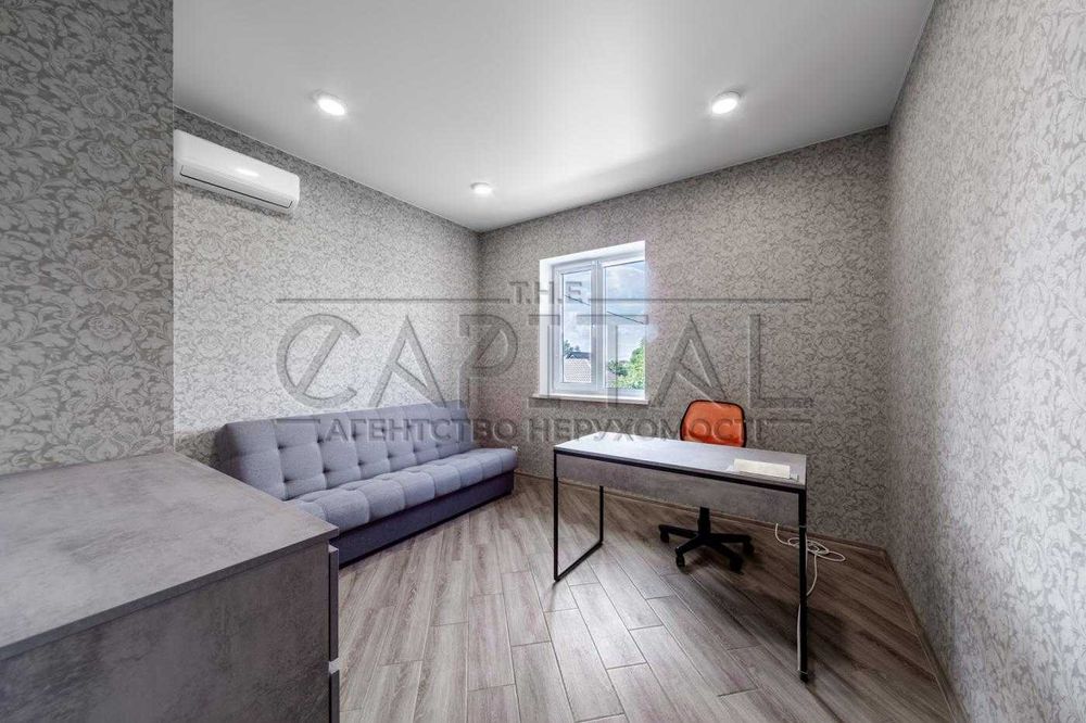 Продажа 2-этажного дома, с. Пуховка, Броварской р-н.