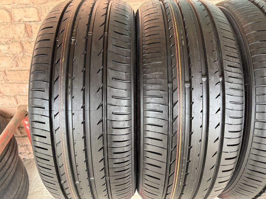 Комплект літніх НОВИХ шин 215/50R18 Toyo