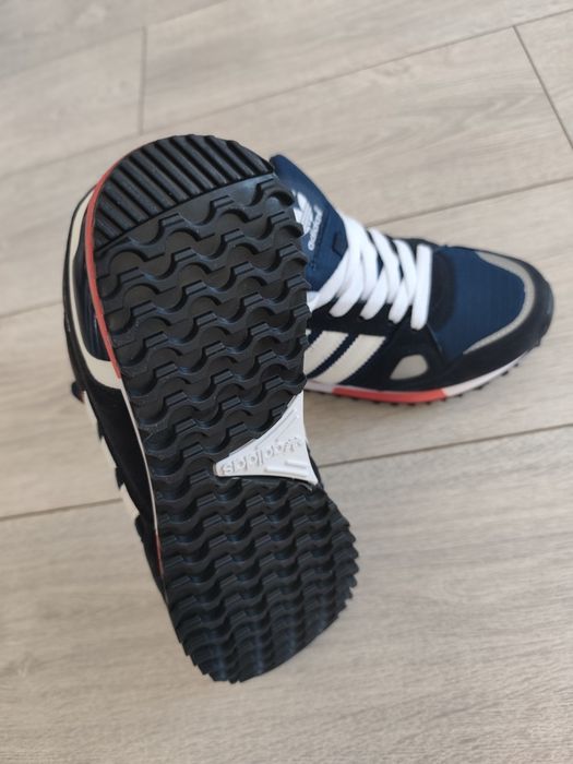 Tênis adidas Z X 750