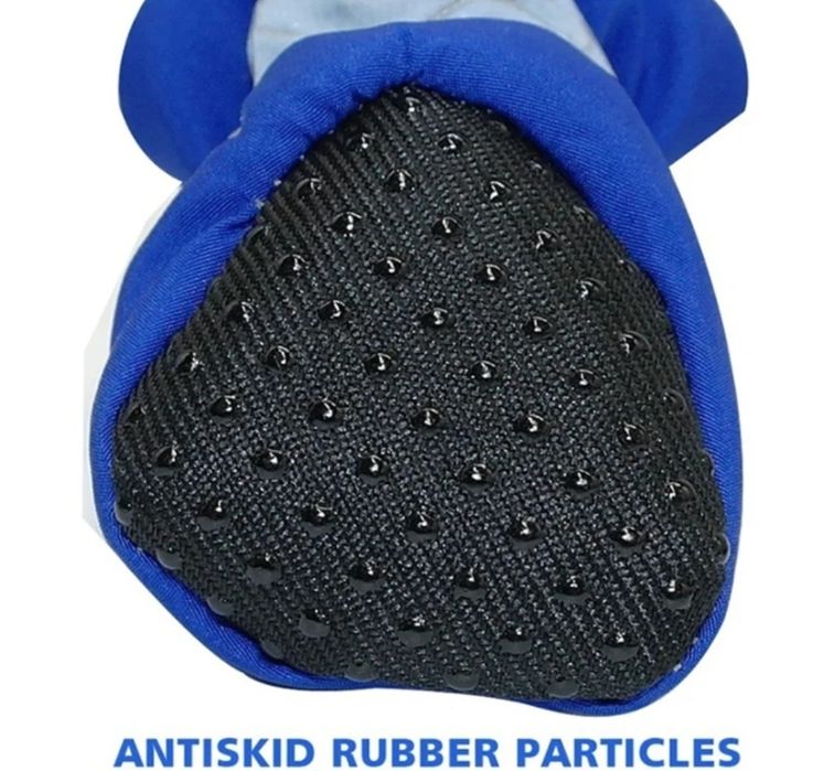 Обувь для собак новая комплект красного цвета