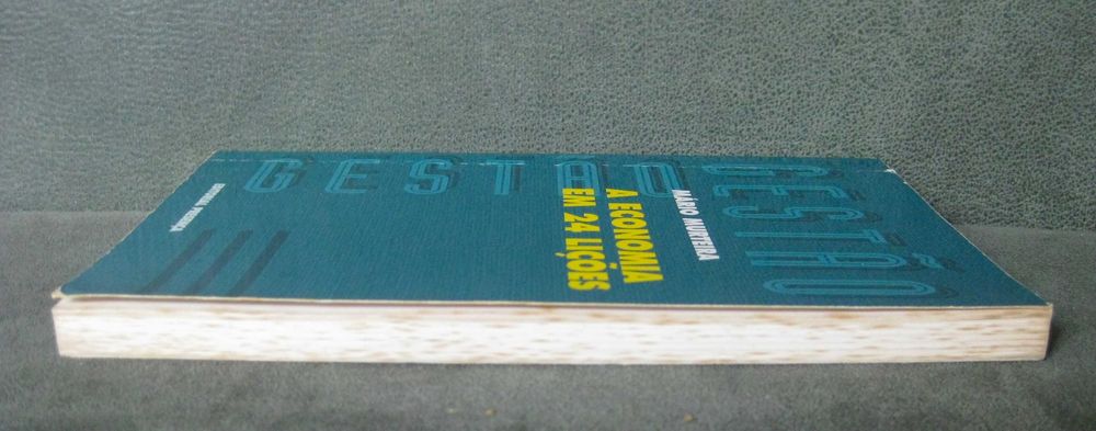 Economia em 24 Lições - Mário Murteira