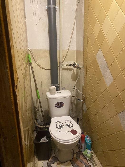 Продам 3-х кім.кв на 3-м районі напроти Сільпо