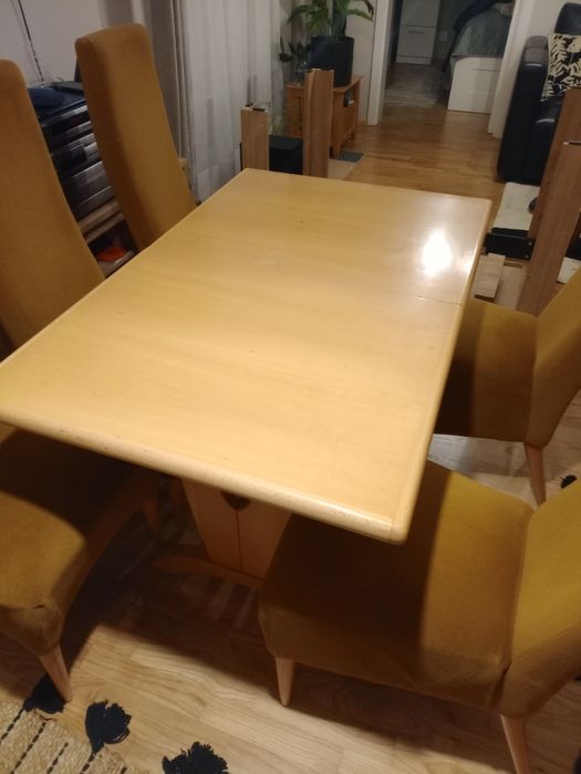 Stół lite drewno plus krzesła