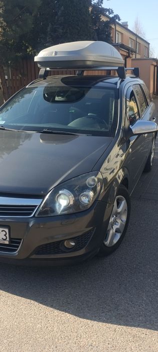 Bagażnik dachowy aluminiowy PASUJE TYLKO DOOPEL ASTRA H KOMBI