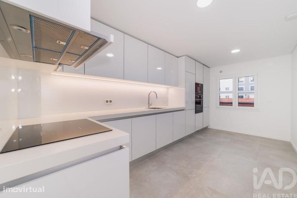 Apartamento T2 em Tavarede de 96,00 m2