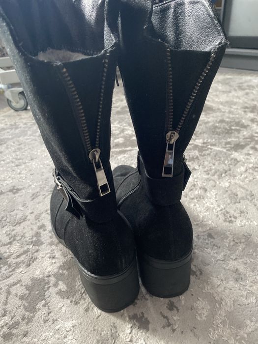 Сапожки-зима в гарному стані)