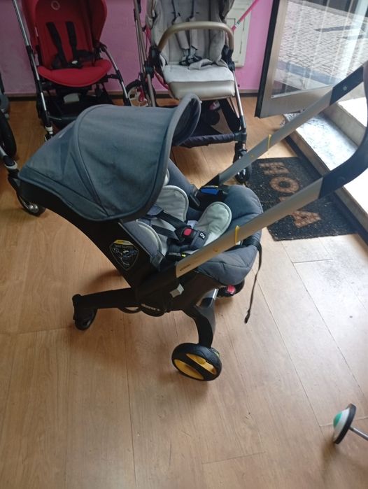 Carrinho de bebé compacto Doona
