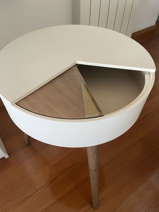 Mesa apoio e decoração