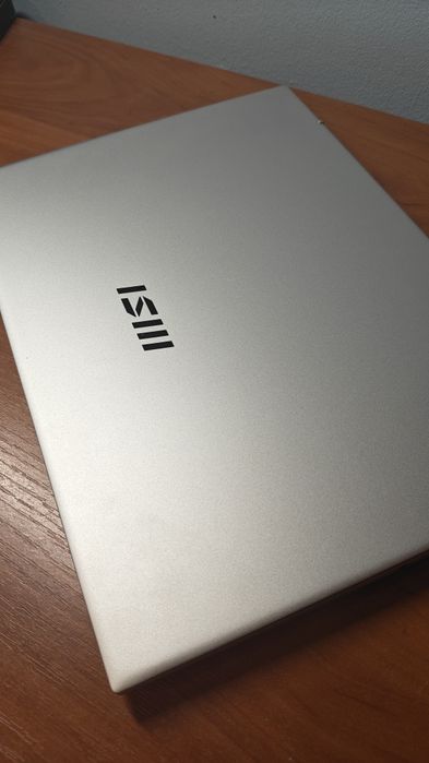 Laptop dla studenta 14 cali z czytnikiem linii papilarnych. RTX 2050 1.49kg