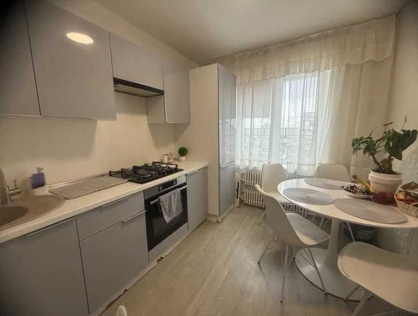 2 кім ЧЕШКА з меблями на ЛІВОБЕРЕЖНОМУ-З (720733)