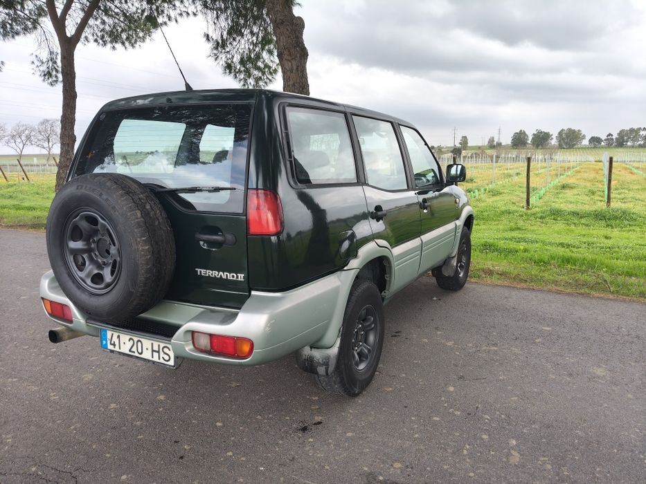 Nissan Terrano 2