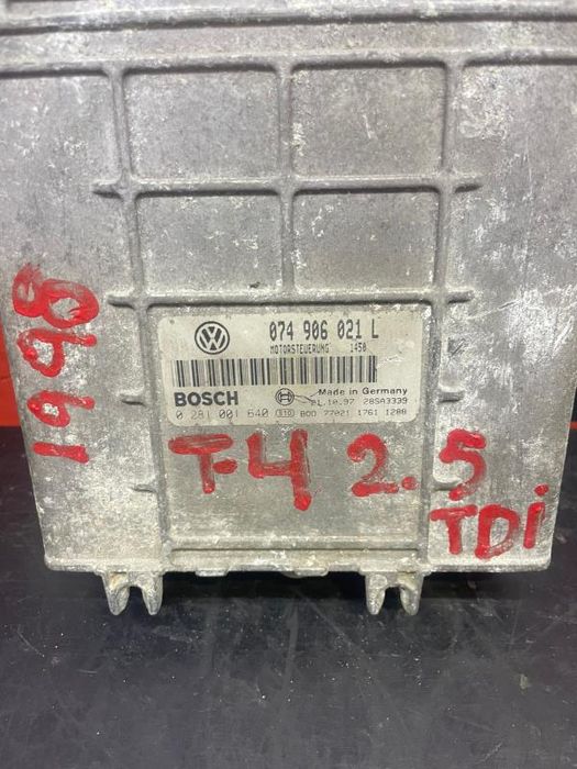 Centralina motor / ECU VOLKSWAGEN Transporter IV (70XA)