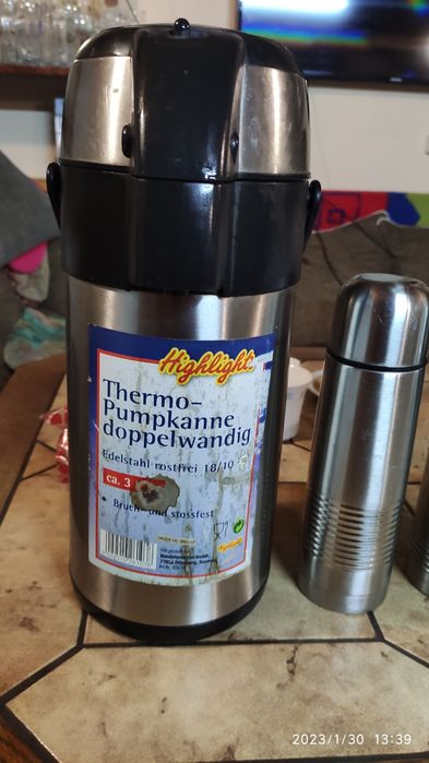 Термос на 3 літри