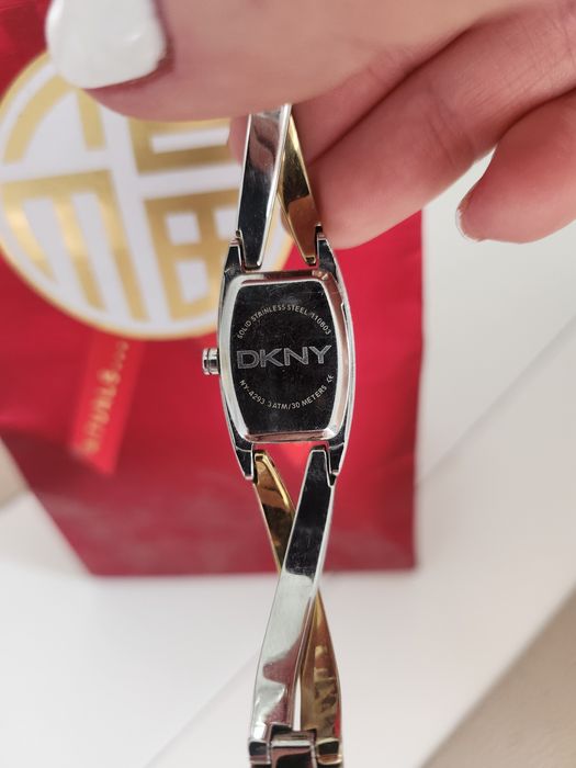 Годинник оригінал DKNY.на худу руку.