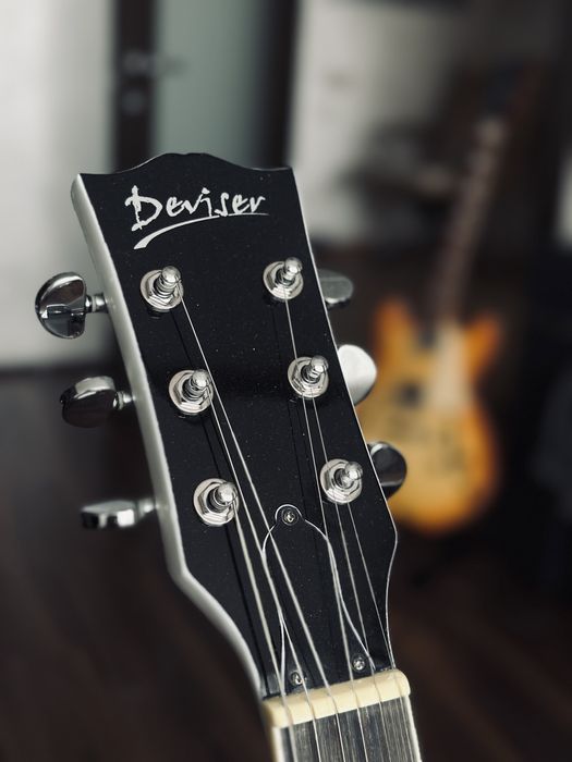 Продам електрогітару Deviser L-G9 Les Paul