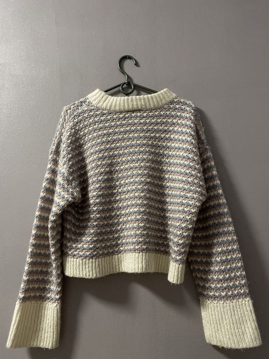 Светр дуже теплий