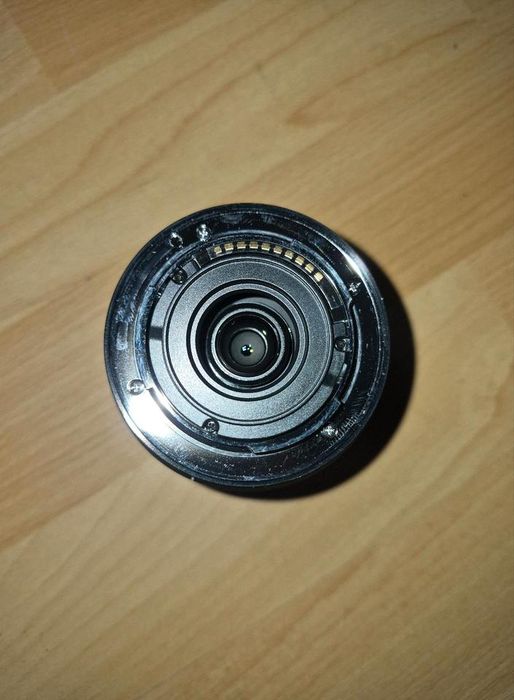 Sony SEL-1018 Ultra Szerokokątny Obiektyw 10-18mm F4.0 OSS E-Mount – Bardzo Dobry Stan