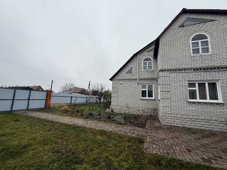 Продаж будинку 168,4 м, ділянка 9 соток, газ, держ. програми так!