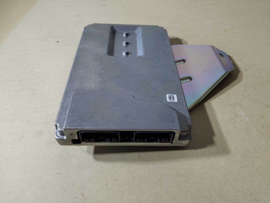 wzmacniacz harman kardon jeep grand cherokee wk2