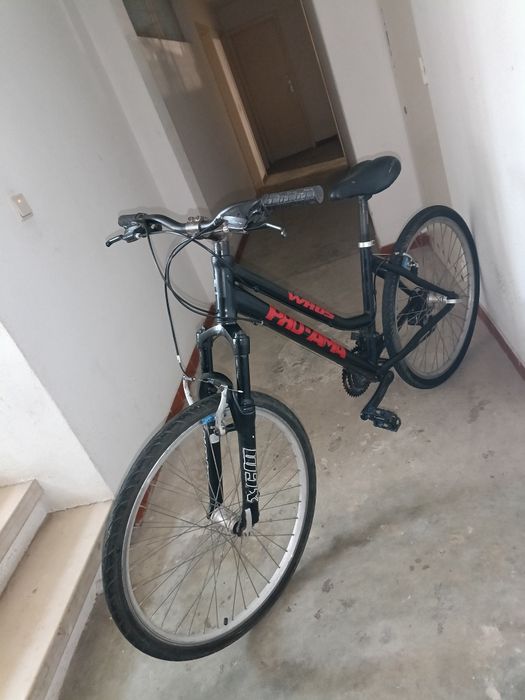 75€ bicicleta de alumínio roda 26 pegar e andar  suspensão e mudanças