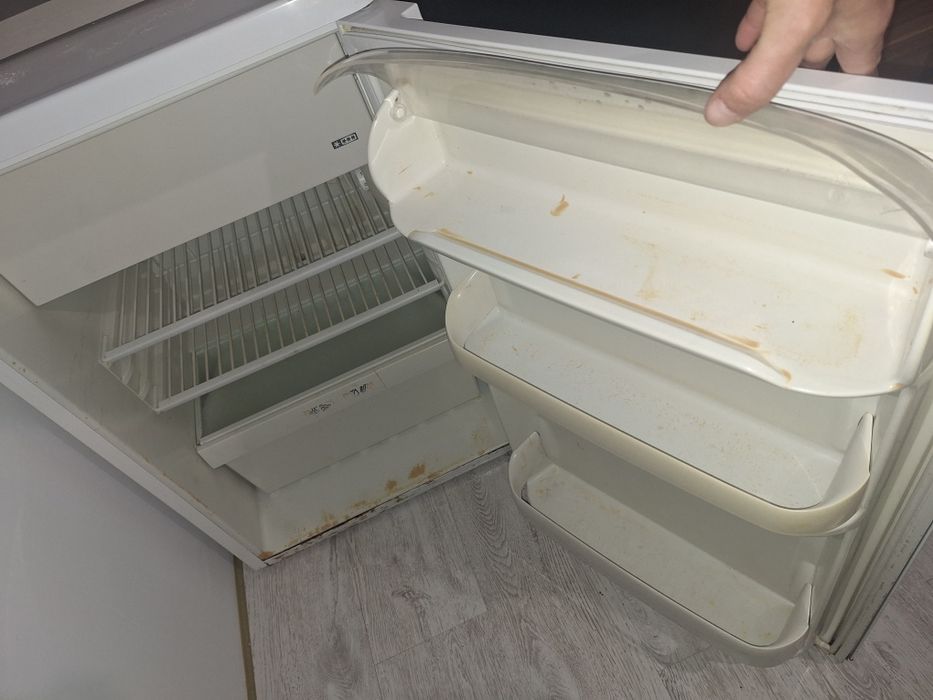 Lodówka zanussi ZT1541 mała WxSxG 85x55x61 sprawna
