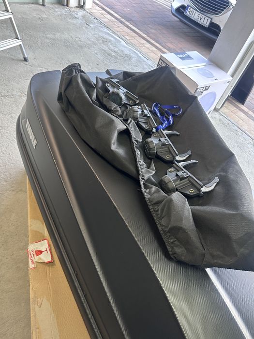 Box Thule Touring L, belki Thule Peugeot 508SW