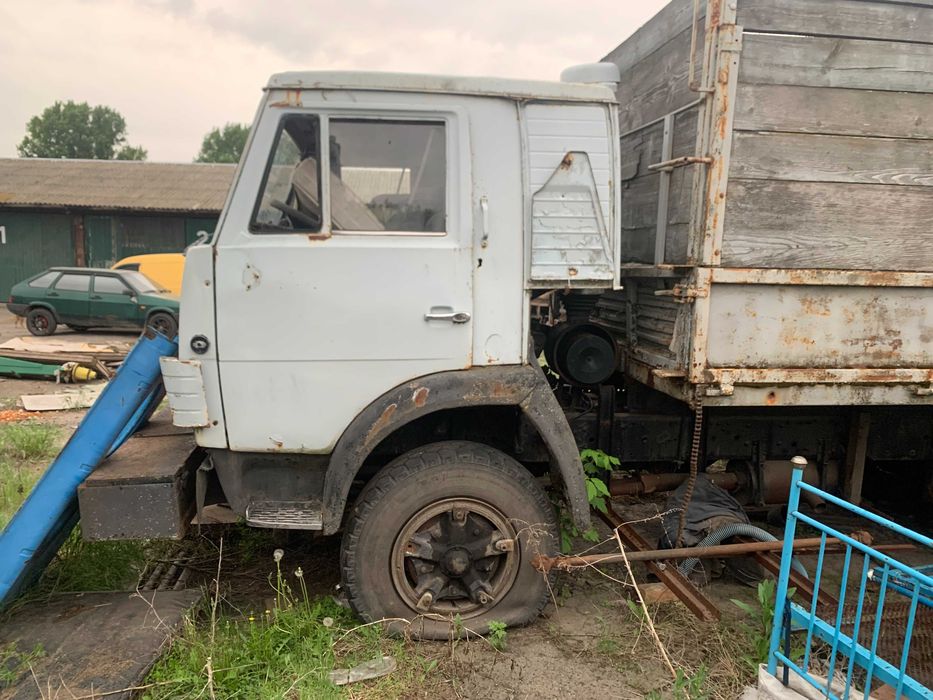 Продам вантажівку КАМАЗ