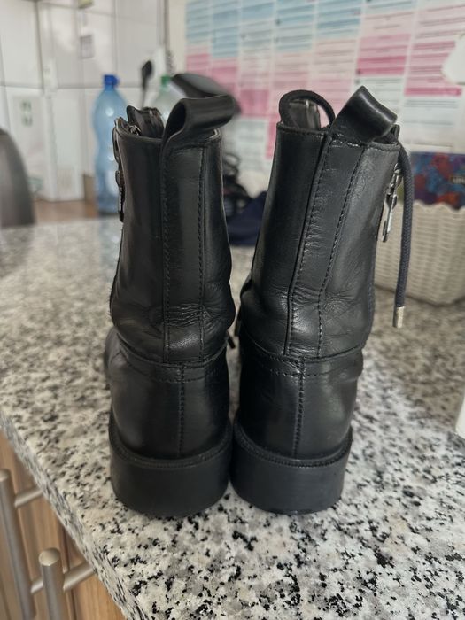 Botki czarne Zara