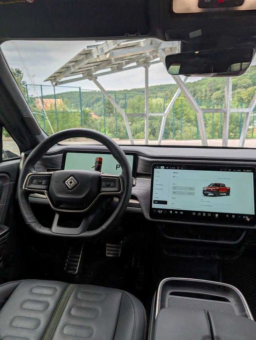 Rivian R1T 2023 13тис км