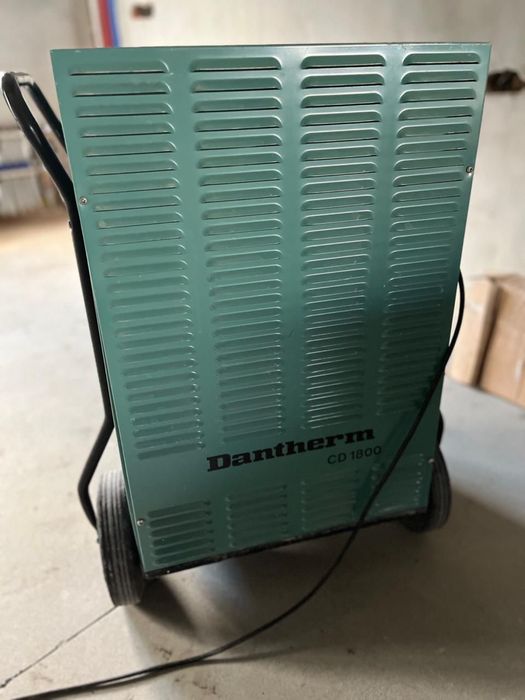 Оренда професійного вологопоглинача осушувача повітря