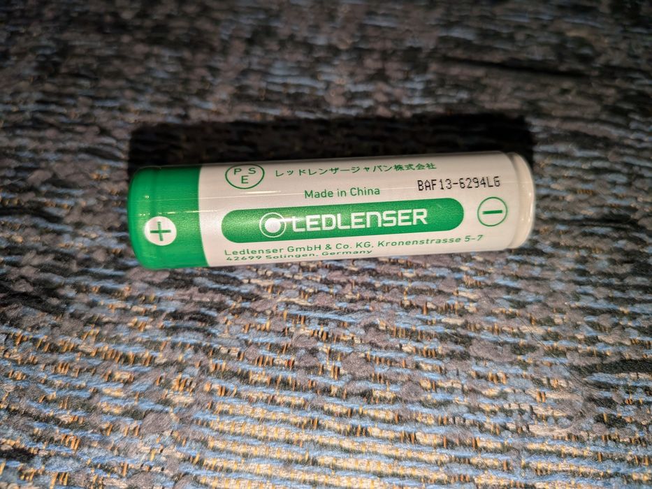 Lanterna frontal LEDLENSER MH10