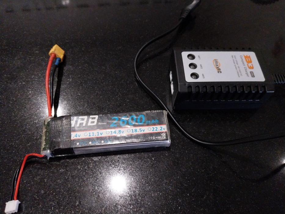 Carro rc 1:10 VRX motor com escovas.