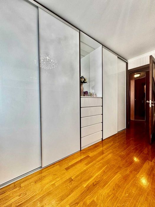 3-кімнатна квартира з ВЕЛИКОЮ кухнею! ! Класна локація! A11