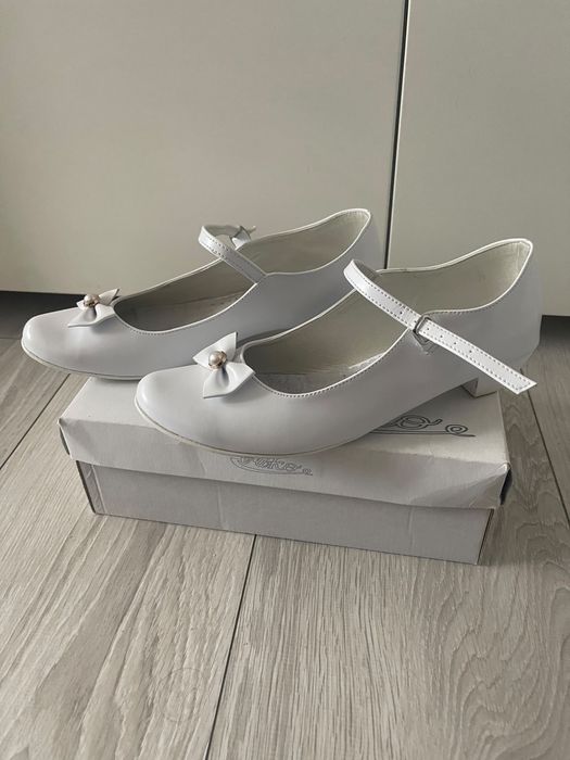 Eleganckie buty skorzane MIKO