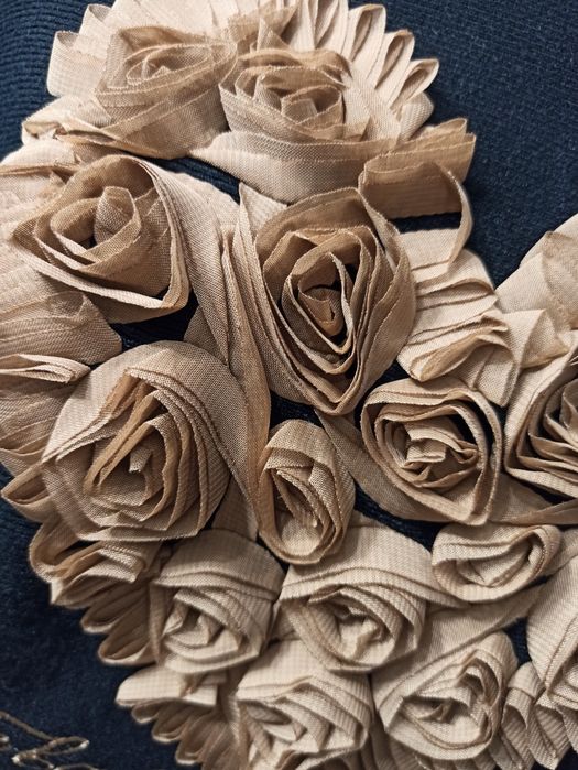 Sweter z aplikacją  - TU