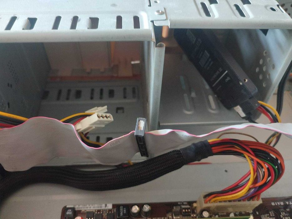 Комп'ютер стацiонарний офісний або навчання 4 GB/SSD 120/GeForce GT710