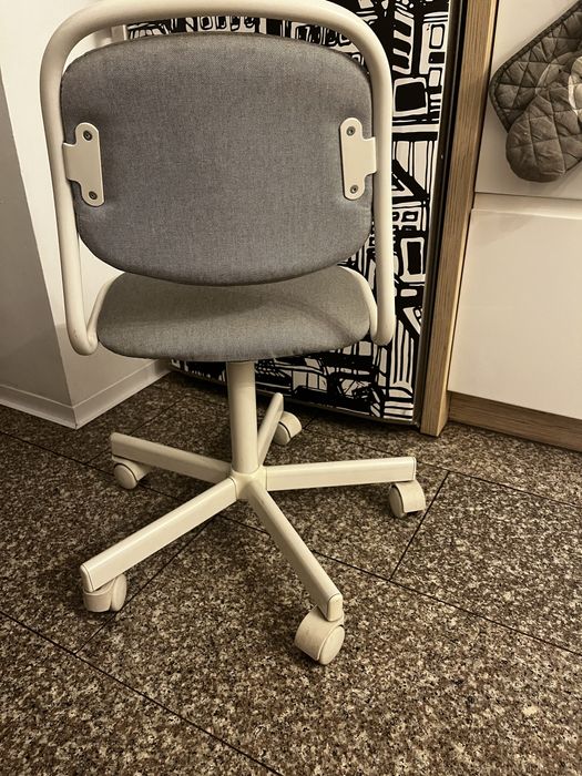 IKEA ORFJALL dziecięce krzesło biurowe jasnoszary