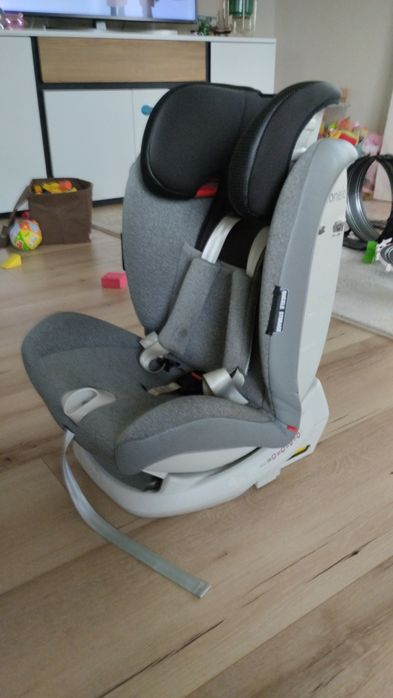Fotelik samochodowy ISOFIX 9-35 kg