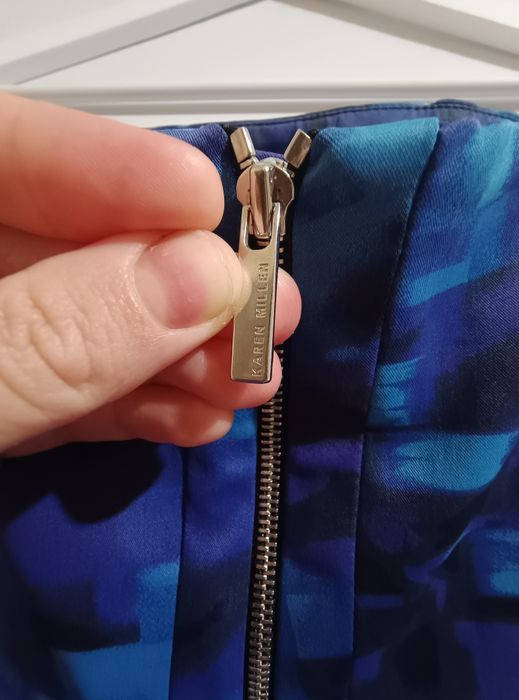 Продам вживану сукню