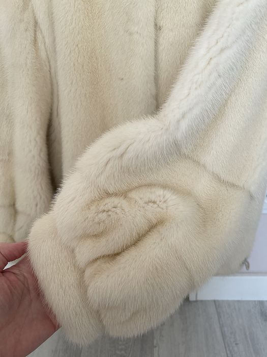 Норкова шуба розмір S-M