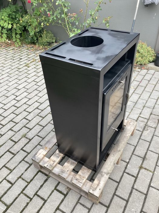 Kominek wolnostojacy