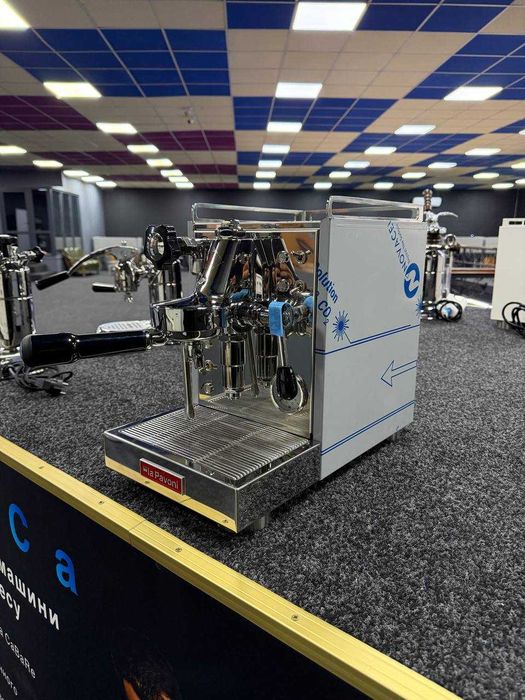 La Pavoni LPSMCS01EU – Італійська НОВА напівавтоматична кавоварка