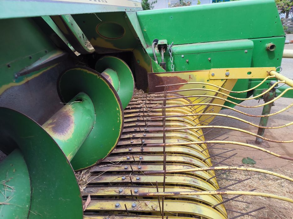 John Deere 342 A
