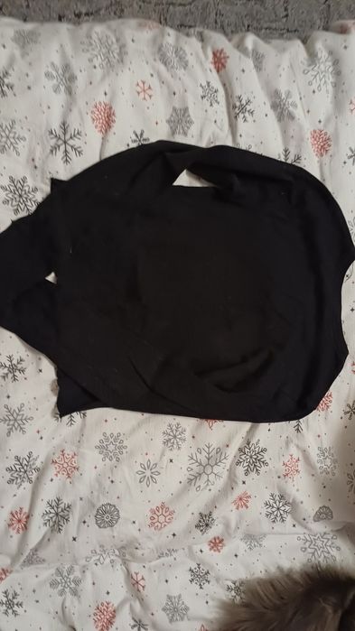 Чорна кофтинка з драконами