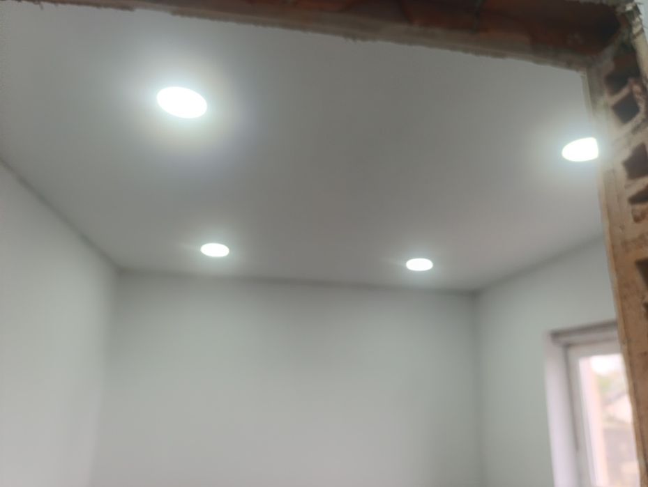 Realizo trabalhos de construcao civil