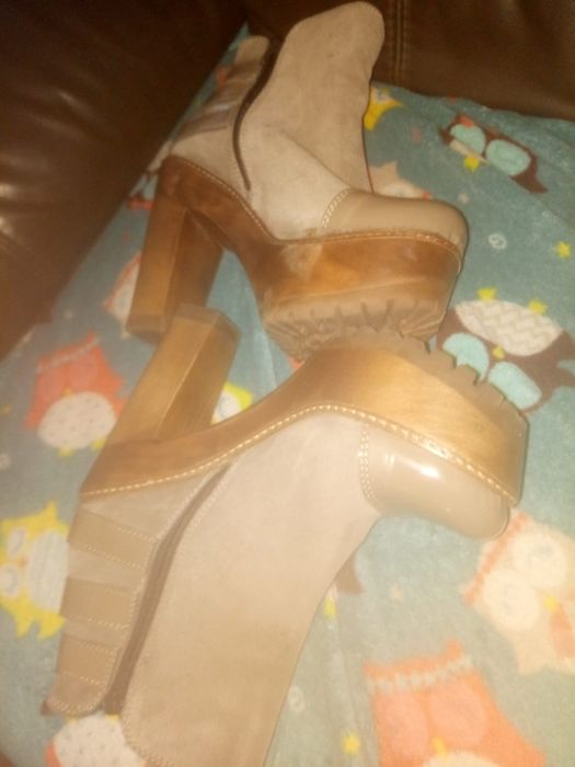 Sapatos e botas com tacão n37 como novos calçado guimarães