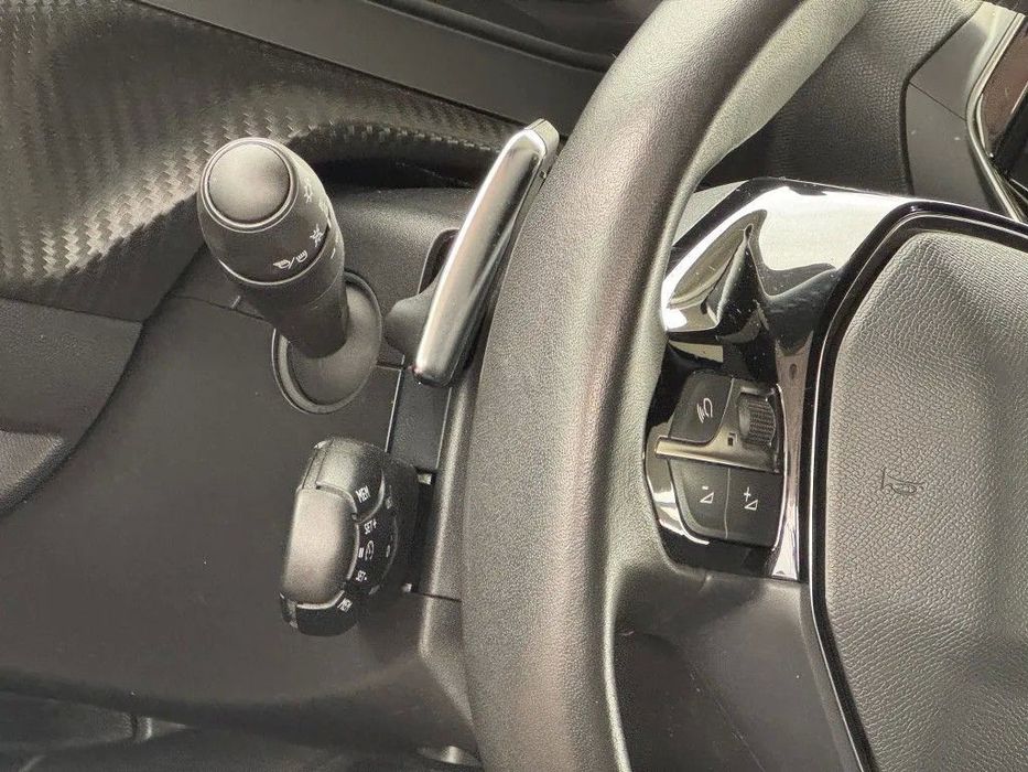 Peugeot 2008 1.5 BlueHDi Allure EAT8